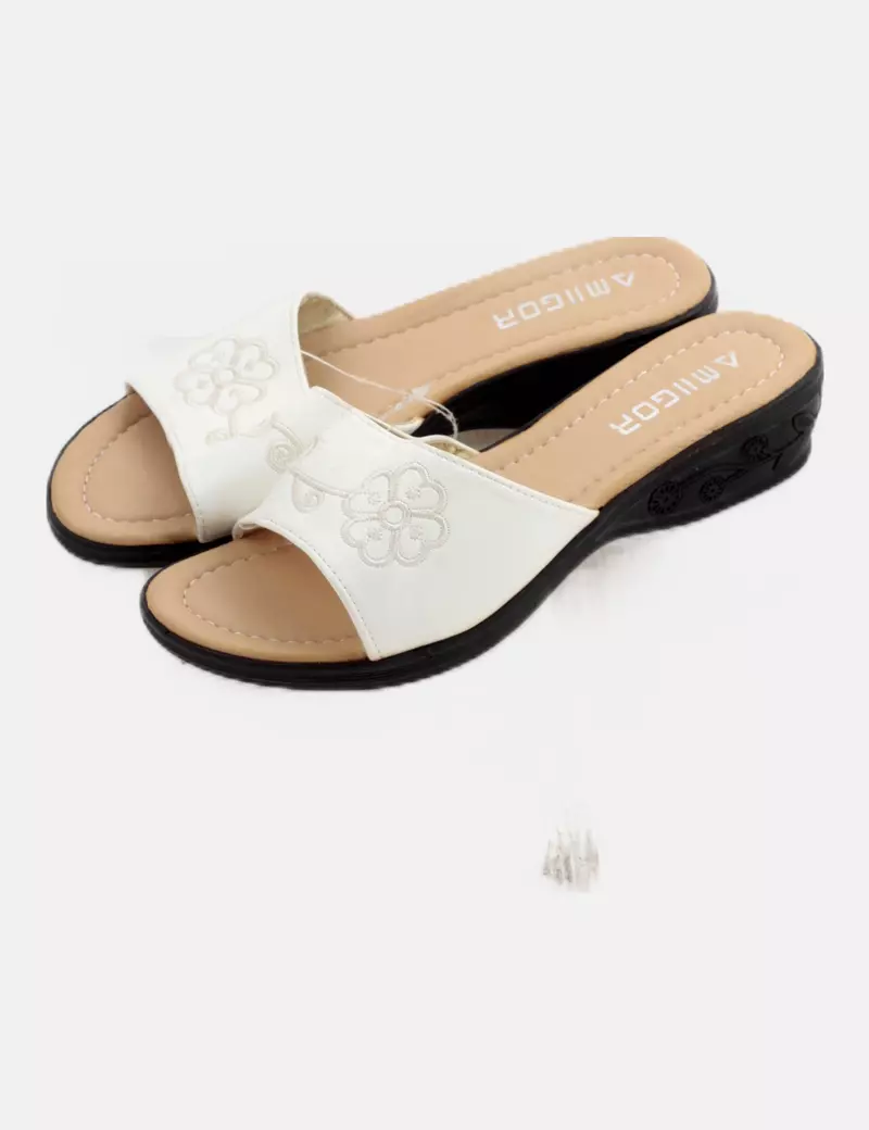 Amiigor Zuecos blancos bordados